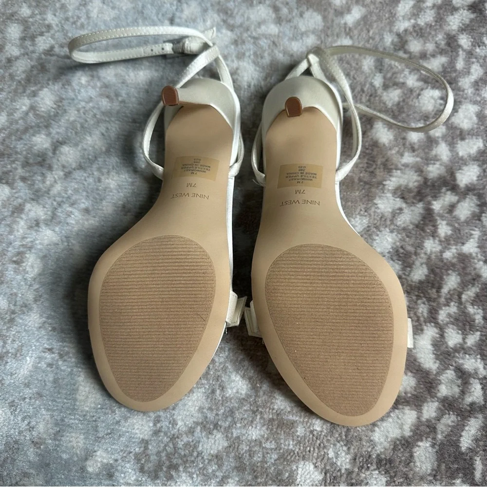 NIB- Nine West Moras Bridal Embellished Strappy Stiletto Sandals - Picture 4 of 6